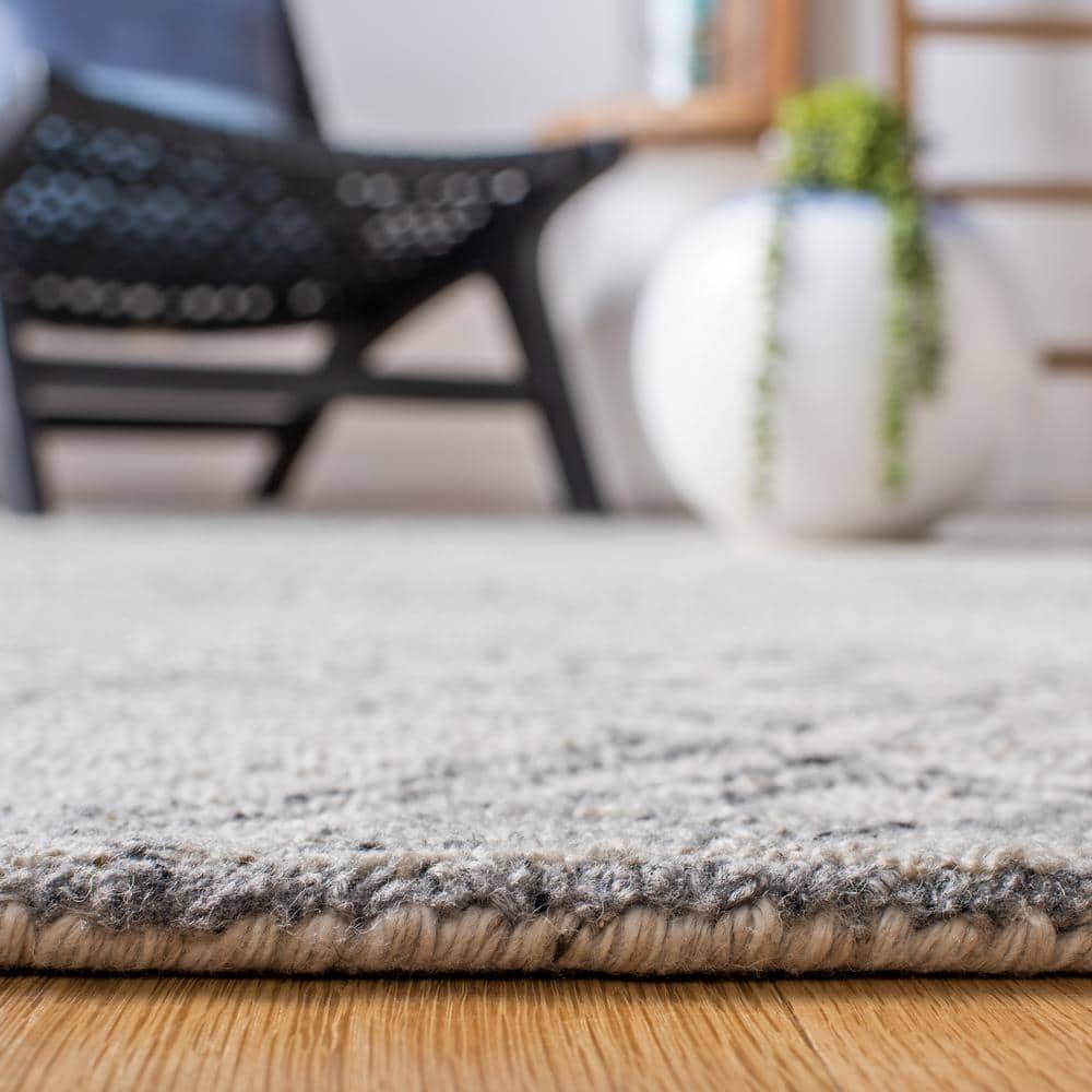 Handmade Abstract Gray Wool & Synthetic Tufted Rug - 24x3 in