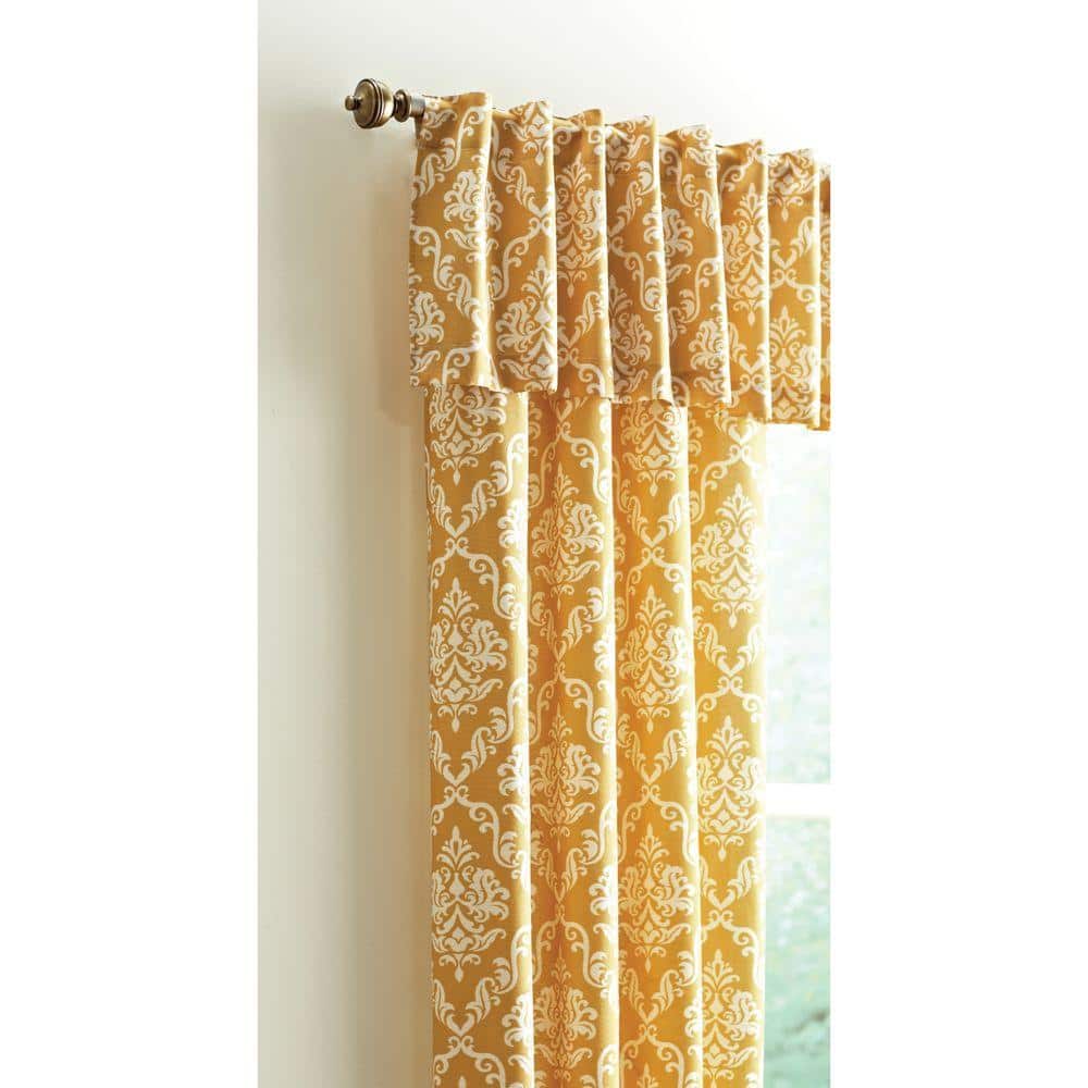 Home Decorators Collection 15 in. L Polyester and Cotton Valance in