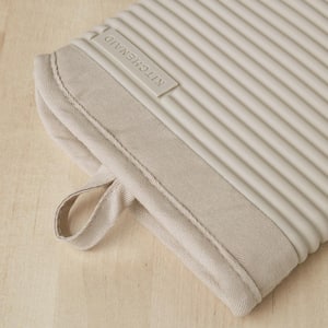 Ribbed Soft Silicone Tan Oven Mitt 2 Pack