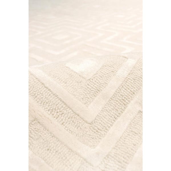 Edgy Ivory 10 ft. x 14 ft. Geometric Bamboo Silk and Wool Area Rug
