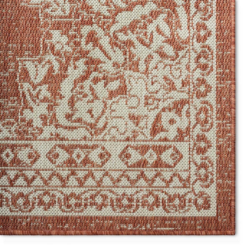 Reversible Rust Medallion 5' x 7' Synthetic Easy-Care Area Rug
