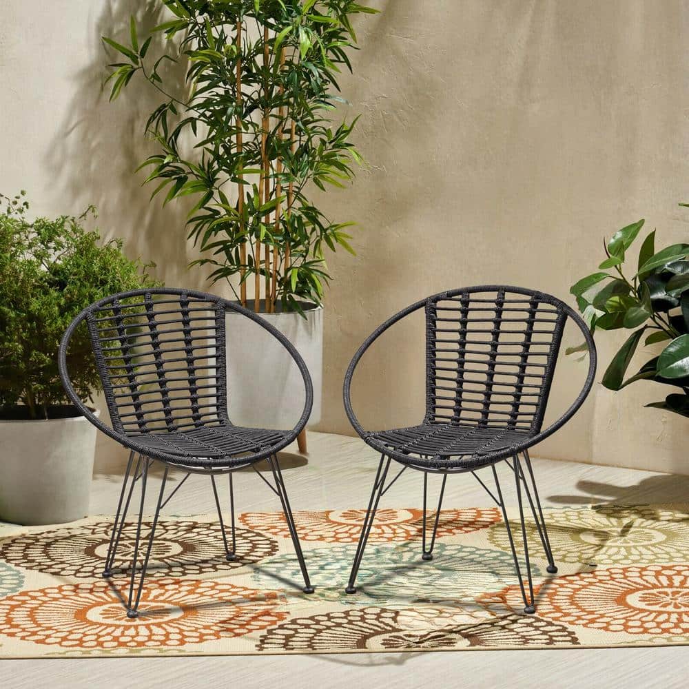 Highland Gray Rattan Outdoor Patio Dining Chairs (2-Pack)