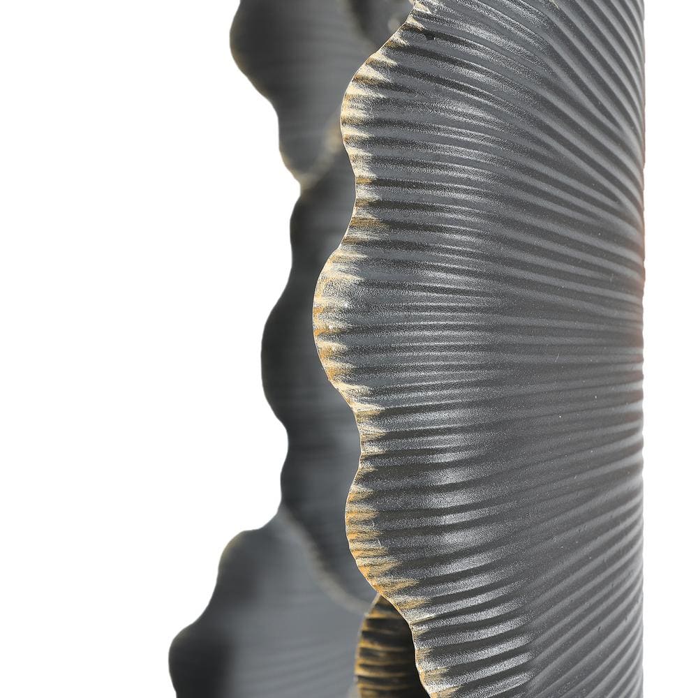 LuxenHome Black and Gold Metal Flower Wall Sculptures Set