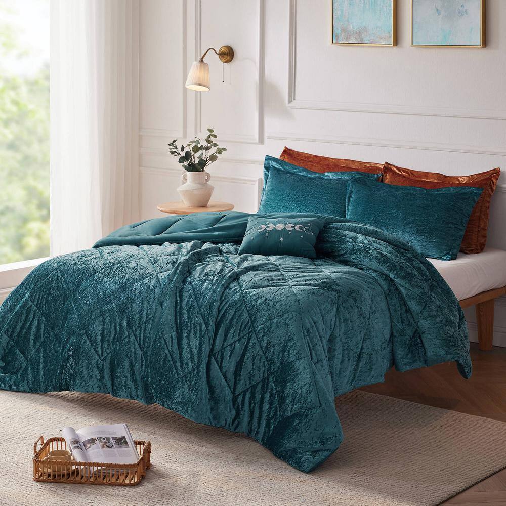 Teal Crushed Velvet Quilted King/Cal King Duvet Set with Decorative Pillow