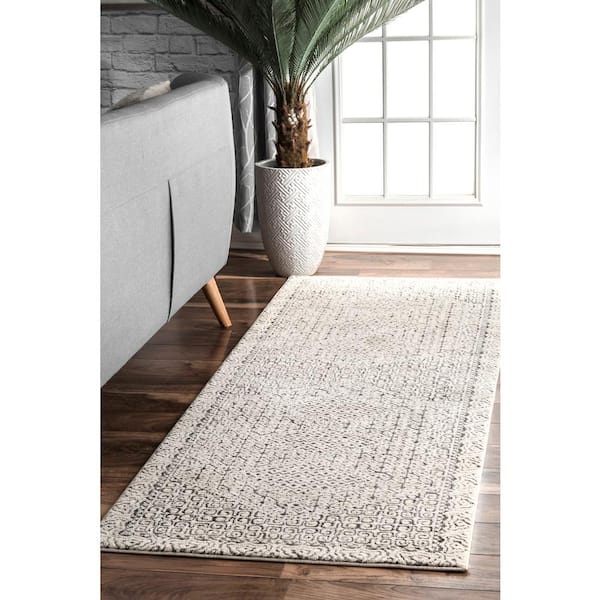 Mozaik Tribal Light Gray 9 ft. x 12 ft. Area Rug