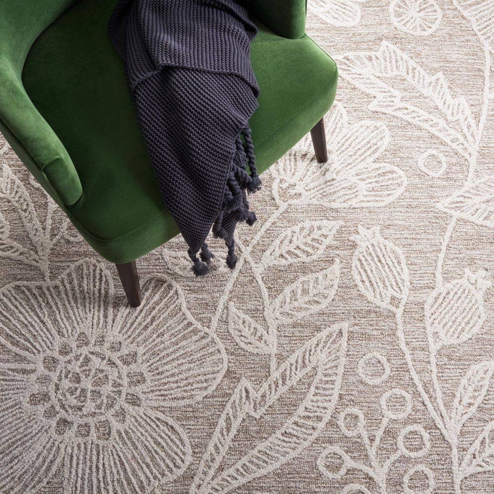 Natural Ivory Floral Hand-Tufted Wool Area Rug 5' x 8'