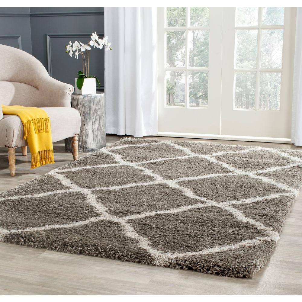 Taupe and Grey Geometric Shag Area Rug, 4' x 6'