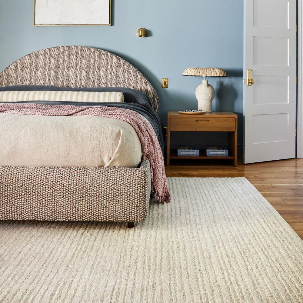 Ivory Striped Handmade Wool 8' x 10' Area Rug