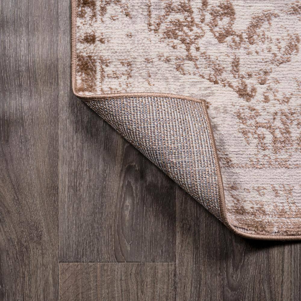 Ivory Elegance 4' x 6' Reversible Synthetic Area Rug