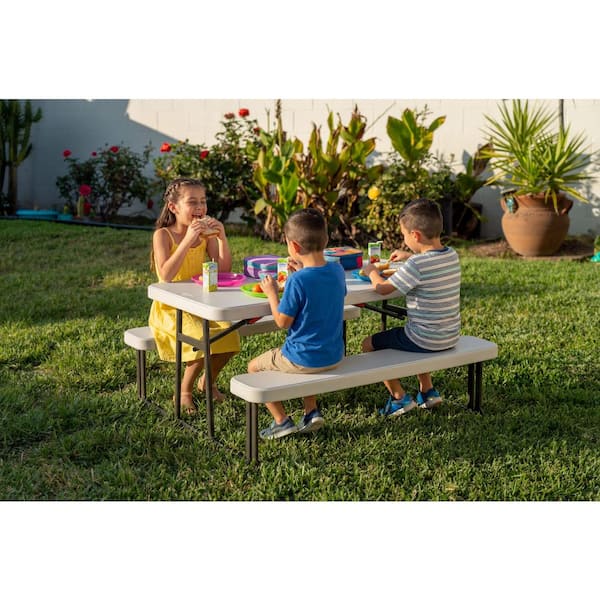 HDX Kids 1 Piece Almond and Bronze Resin Top Portable Indoor