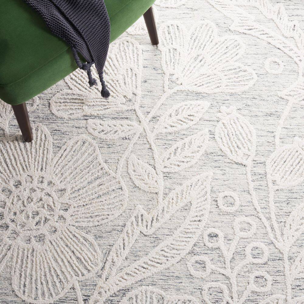 Grey and Ivory Floral Handmade Wool Area Rug 4' x 6'