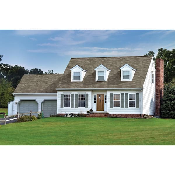 Royal Sovereign Weathered Gray Algae Resistant 3-Tab Roofing Shingles (33.33 sq. ft. per. Bundle) (26-Pieces)