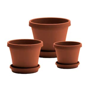 Terra Nesting Bundle with 4 in. x 6 in. x 8 in. Plastic Planters and Matching Saucers, Terra Cotta