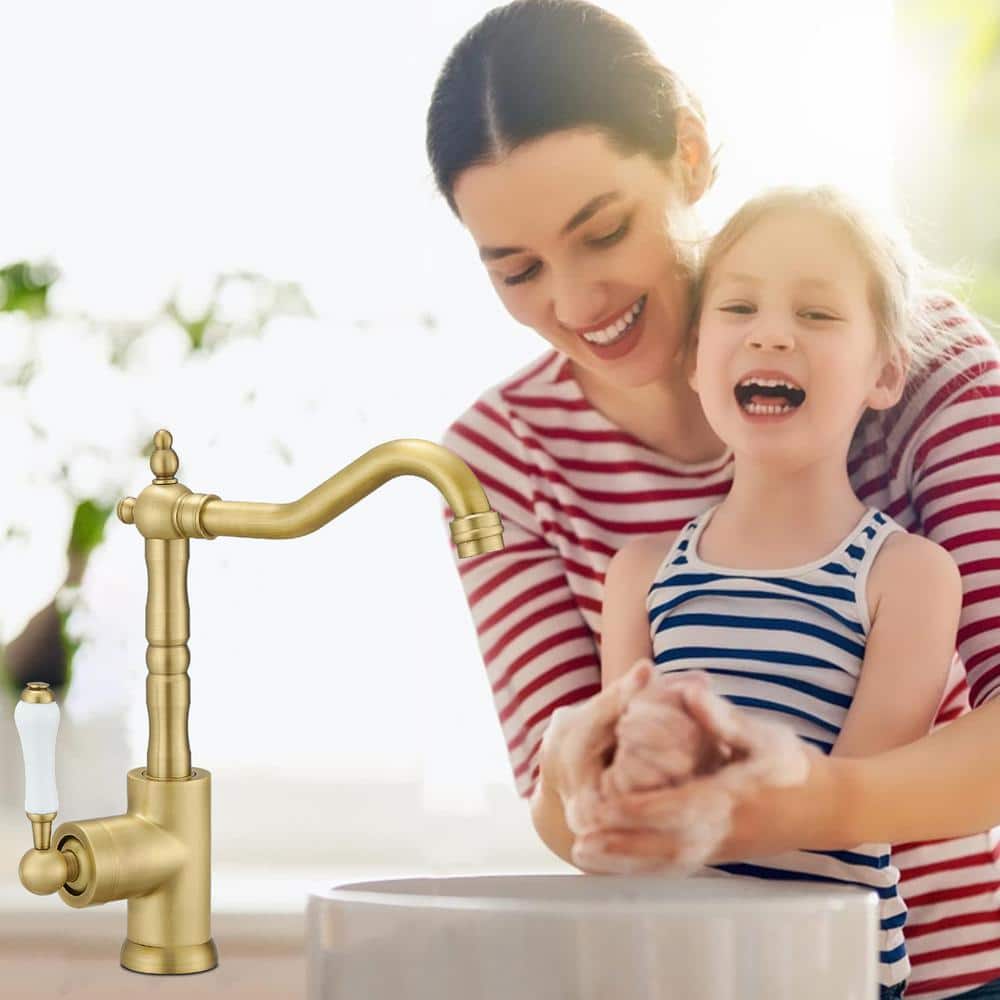 Antique Brass Single Handle Kitchen Faucet with Ceramic Disc Valve