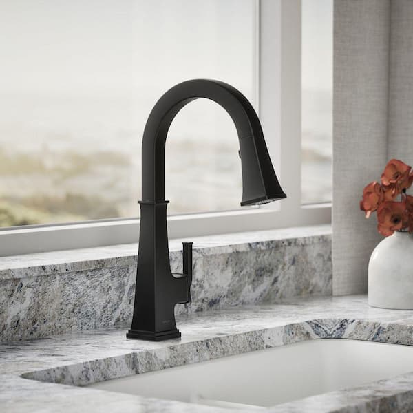 Riff Single Handle Pull Down Sprayer Kitchen Faucet in Matte Black