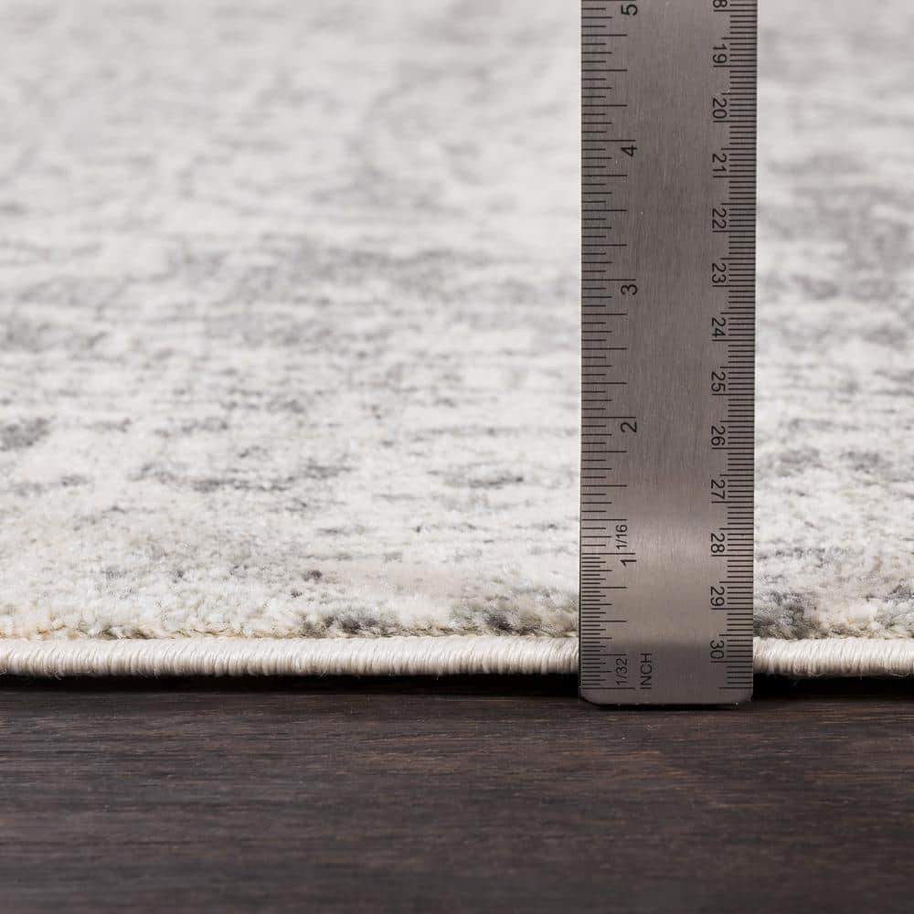 Reversible Gray Synthetic Rectangular Rug, 7'10" x 10'3"