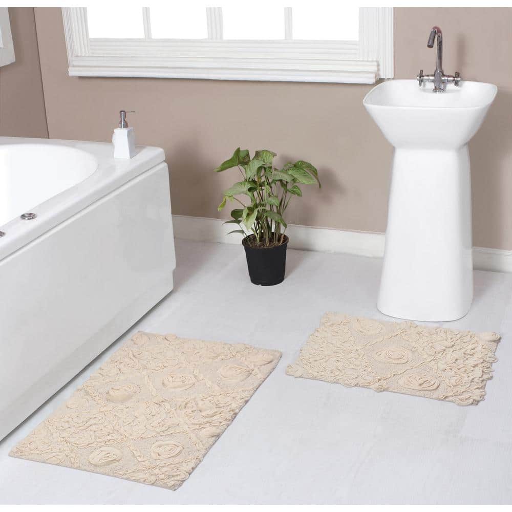 BRAND NEW Large Bathroom Rug Extra Soft and Absorbent Shaggy (24 x 40  Living Coral) - Bath Mats & Rugs, Facebook Marketplace