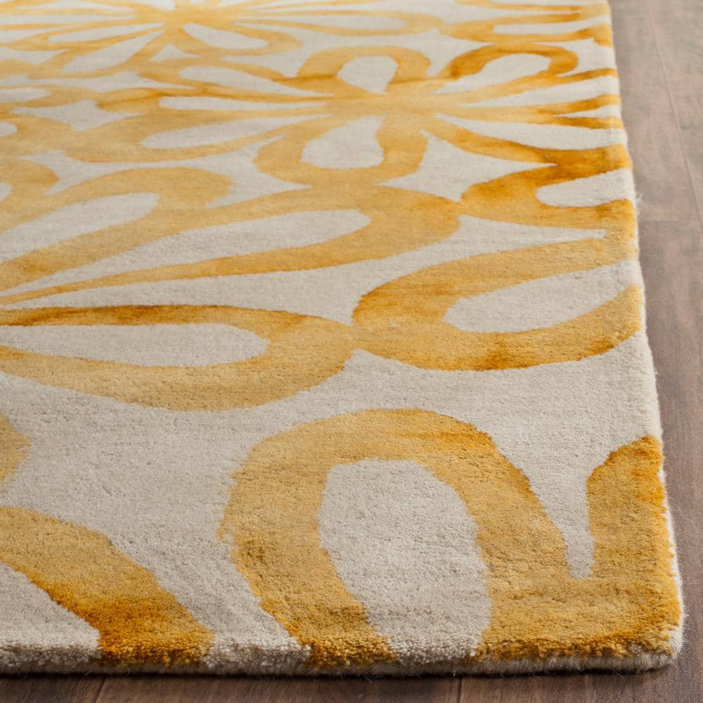 Luxurious Hand-Tufted Black Wool 6' x 9' Memory Foam Area Rug