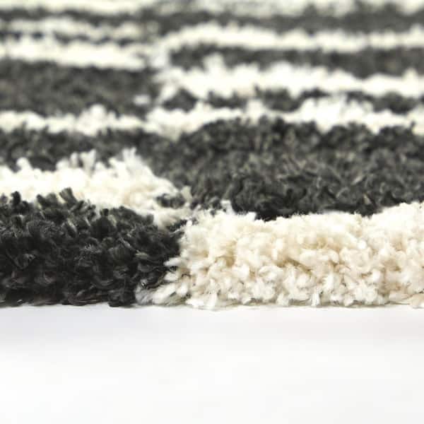 Grissom Charcoal 7 ft. 10 in. x 10 ft. Checkered Area Rug