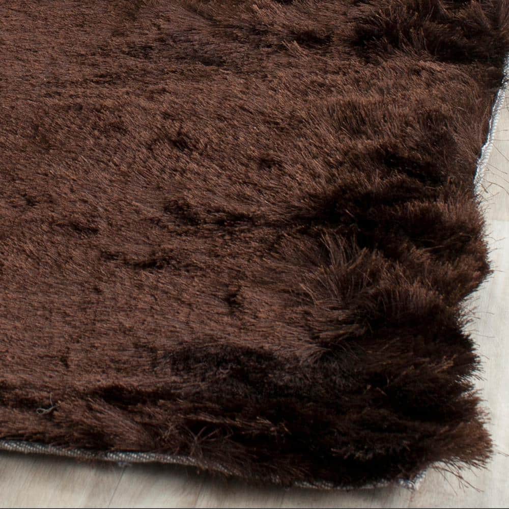 Chocolate 5' x 7' Hand-Tufted Synthetic Fur Shag Rug