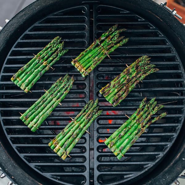 Huge Cast Iron Pan Grilling 