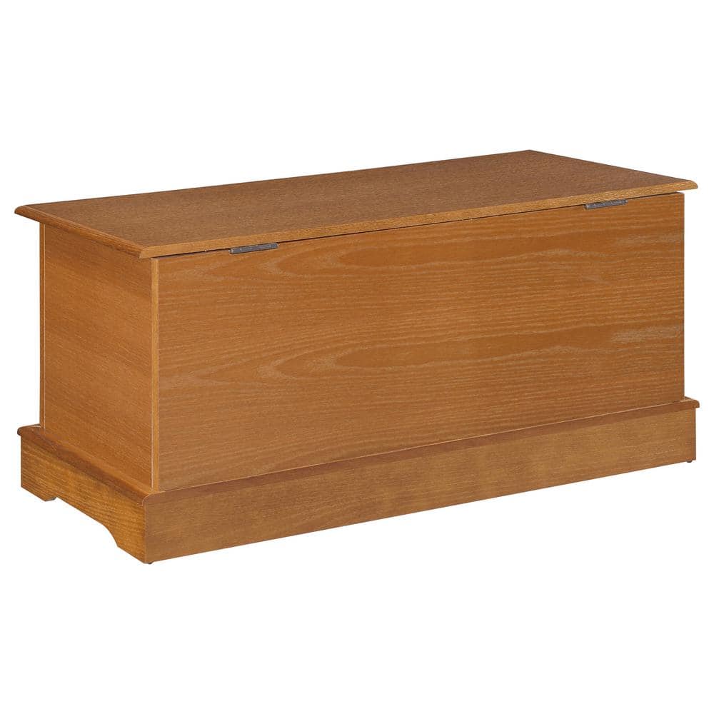 Honey Brown Traditional Cedar Wood Storage Chest