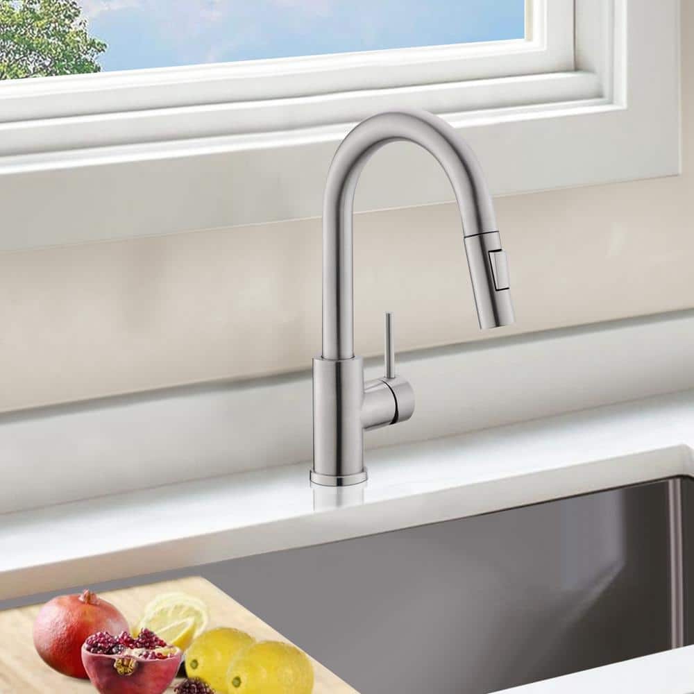 Brushed Nickel Single Handle Pull-Out Spray Kitchen Faucet