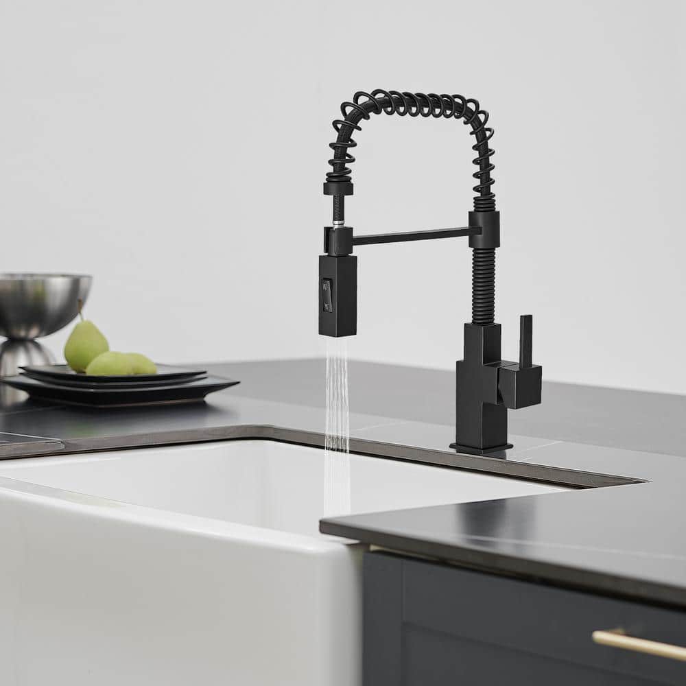 Matte Black Brass Single Handle Pull Down Kitchen Faucet