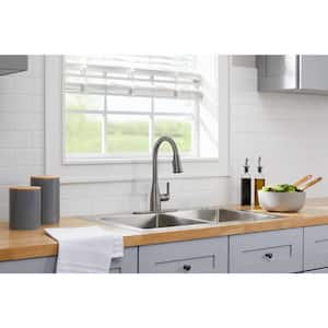 McKenna Single-Handle Pull-Down Sprayer Kitchen Faucet in Black Stainless with TurboSpray and FastMount
