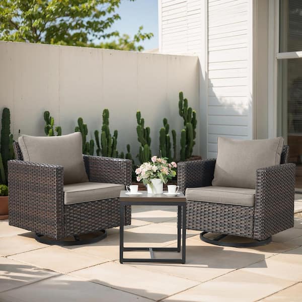 Opohoro U-Weave 3-Piece Brown Wicker Swivel Outdoor Rocking Chairs Patio Conversation Set with Olefin Gray Cushions