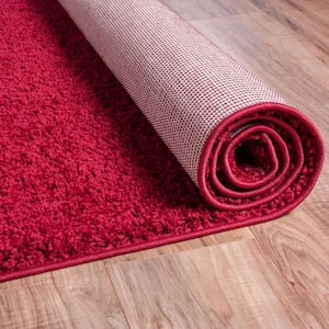 Madison Shag Plain 7 ft. 10 in. x 7 ft. 10 in. Modern Solid Red Round Area Rug