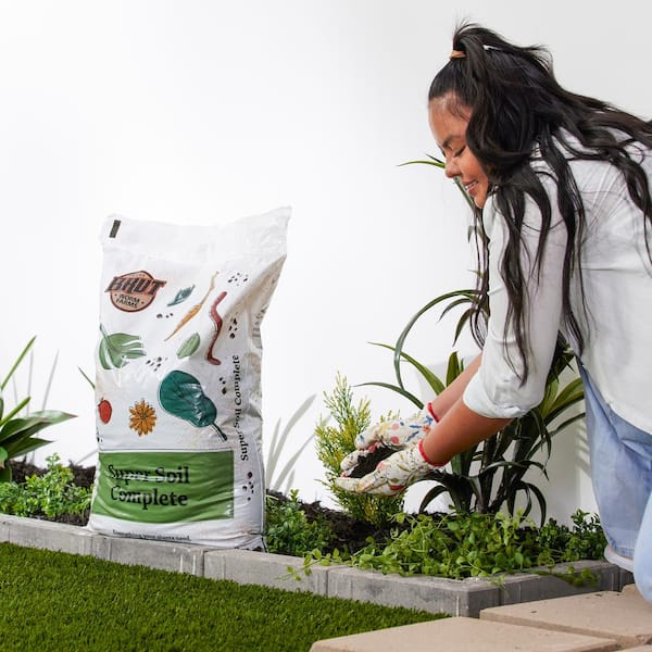 Tank's Green Stuff 100% Organic Garden Soil, Compost & Fertilizer