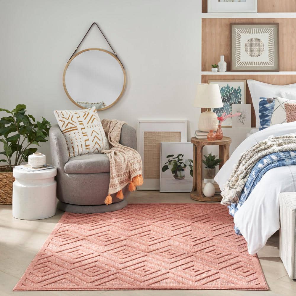 Coral Orange Diamond Flat Woven 5' x 7' Indoor/Outdoor Rug