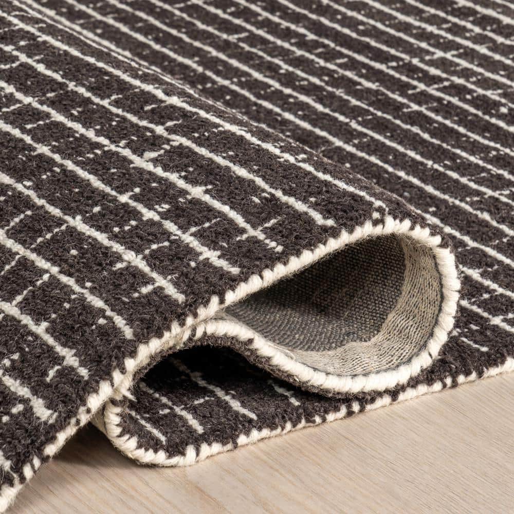 Hand-Tufted Charcoal Wool Rectangular Area Rug, 6' x 9'