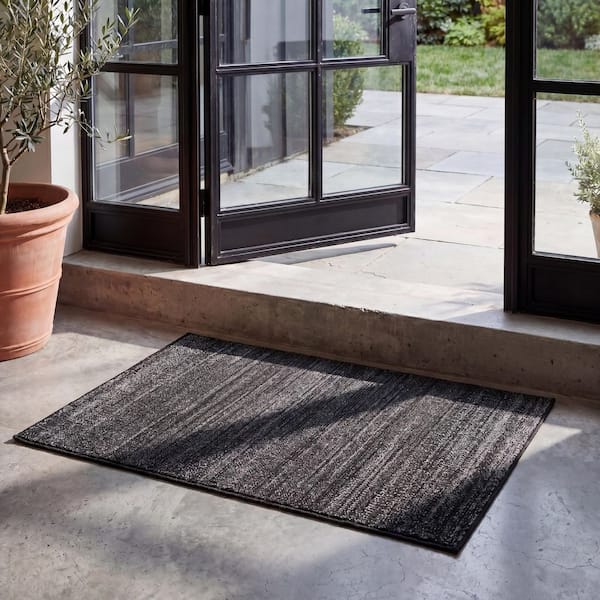 Adirondack 3 ft. x 4 ft. Black/Gray Gradient Transitional Area Rug