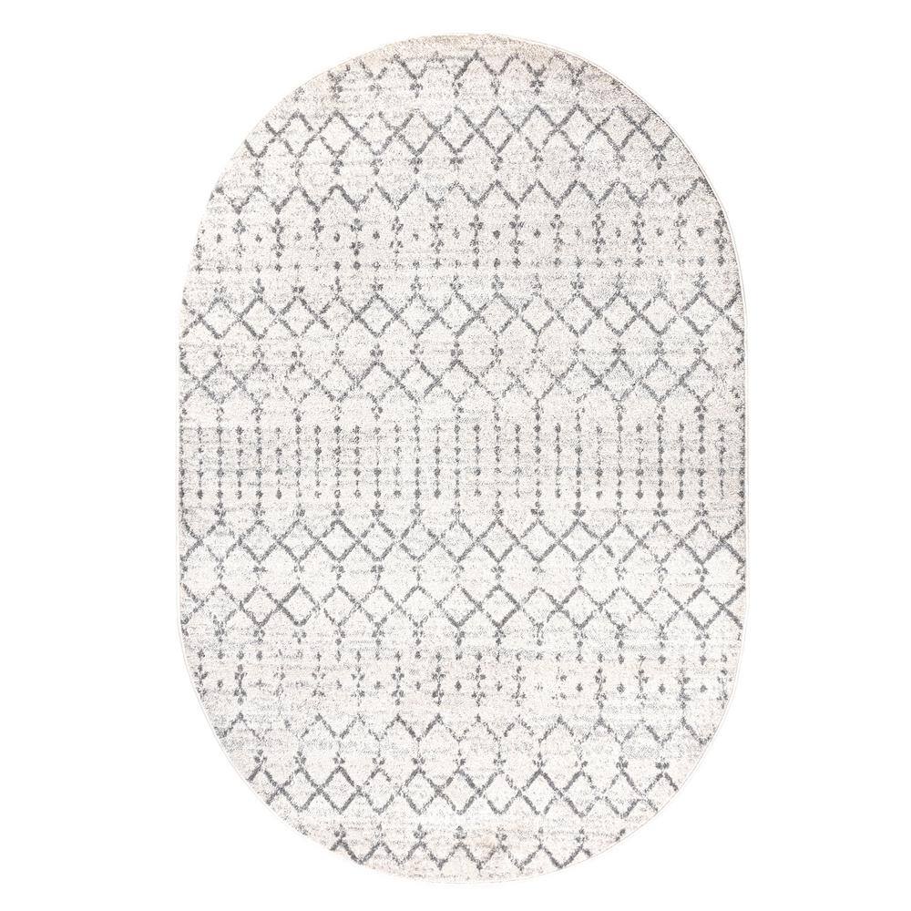 Modern Vintage Diamond 6' x 9' Oval Gray Geometric Area Rug