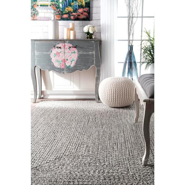 Braided Handmade Grey Indoor/Outdoor Soft Area Rug – Modern Rugs and Decor