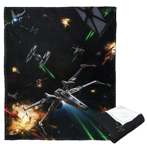 THE NORTHWEST GROUP Star Wars Fighters Silk Touch Multi-Colored Throw Blanket