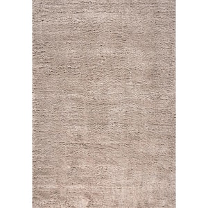 Groovy Solid Shag Beige 4 ft. x 6 ft. Area Rug