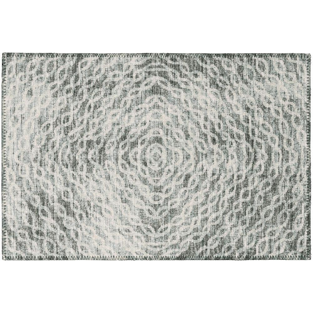 Bravado Grey 1 ft. 8 in. x 2 ft. 6 in. Geometric Indoor/Outdoor Washable Ar