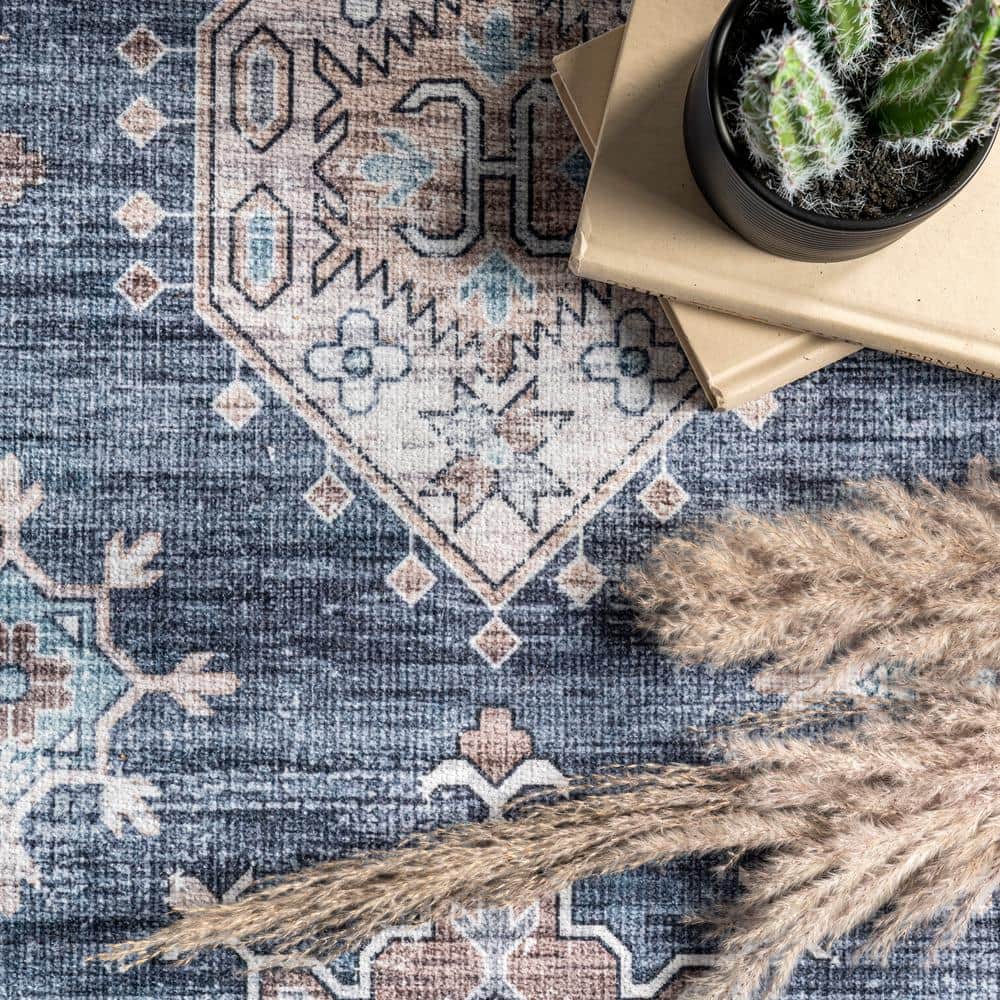Finley 5' x 8' Gray Synthetic Oriental Washable Area Rug