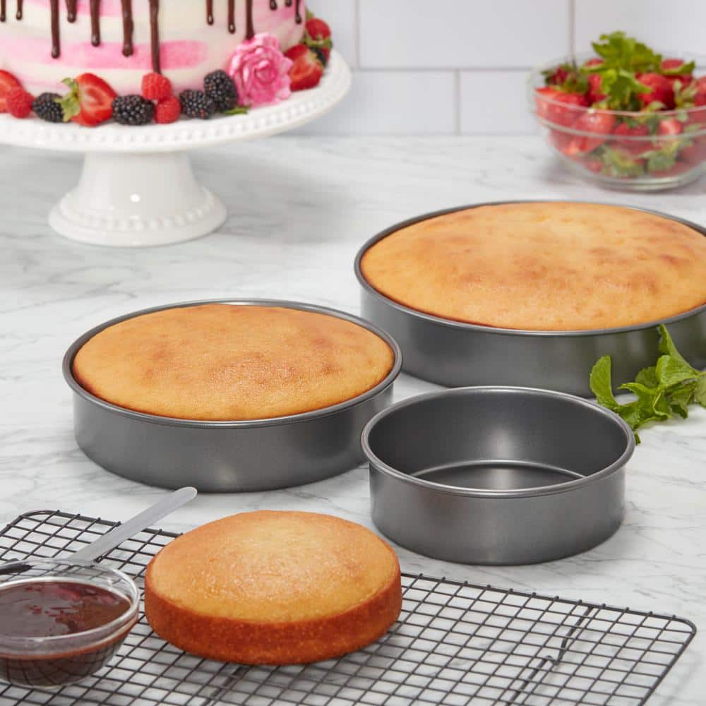 Non-Stick Carbon Steel Round Cake Pan Set, 3-Piece