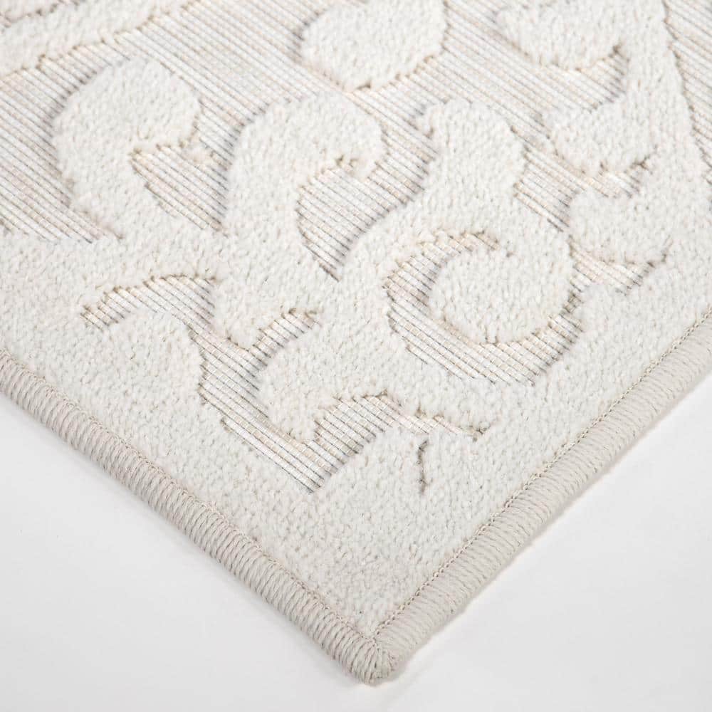 Natural Floral Rectangular Synthetic Indoor/Outdoor Rug