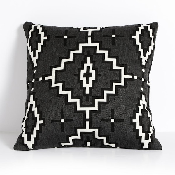 SORRA HOME Sorra Home Sunbrella Pendleton Kiva Steps Classic Square Outdoor Throw Pillow