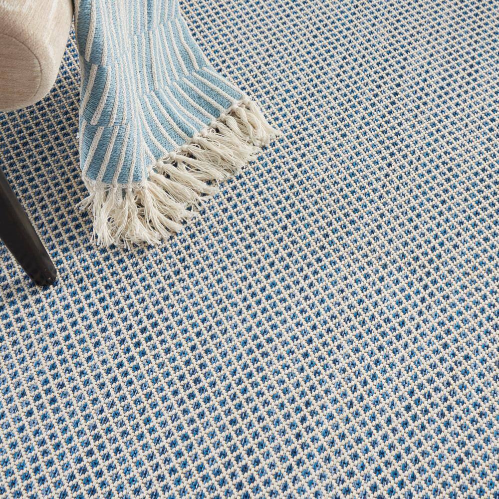 Ivory Blue Geometric 6' x 9' Synthetic Easy-Care Area Rug