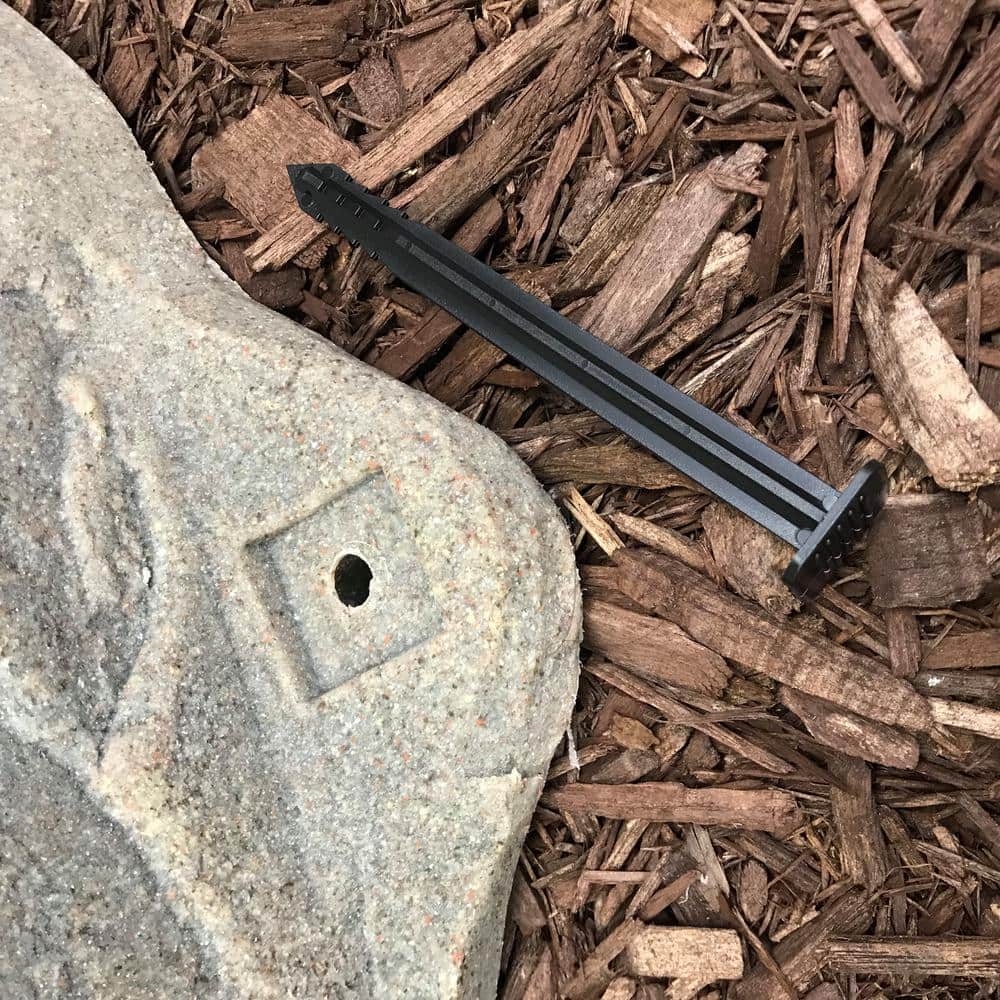 Fieldstone Gray Artificial Rock Cover for Landscape Concealment
