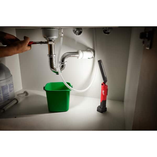 Milwaukee 550 Lumens LED REDLITHIUM USB Stick Light with Magnet