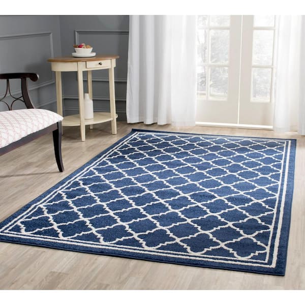 SAFAVIEH Amherst Collection Area Rug - 6' X 9', Navy & Beige, Moroccan Trellis-185652