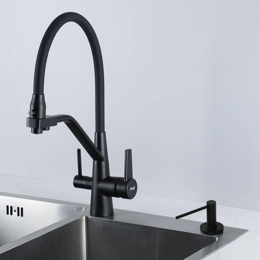 matte-black-wudkey-kitchen-