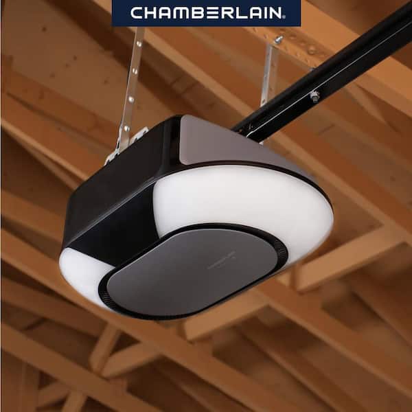 Chamberlain - 1-1/4 HP LED Smart Quiet Belt Garage Door Opener with Battery Backup